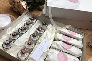 A box of Wedding favours