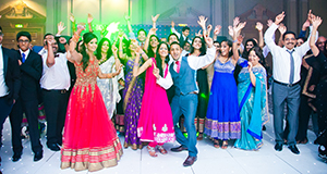 Real Weddings - Priya & Dip's vividly vibrant wedding