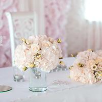 Pink wedding flowers 